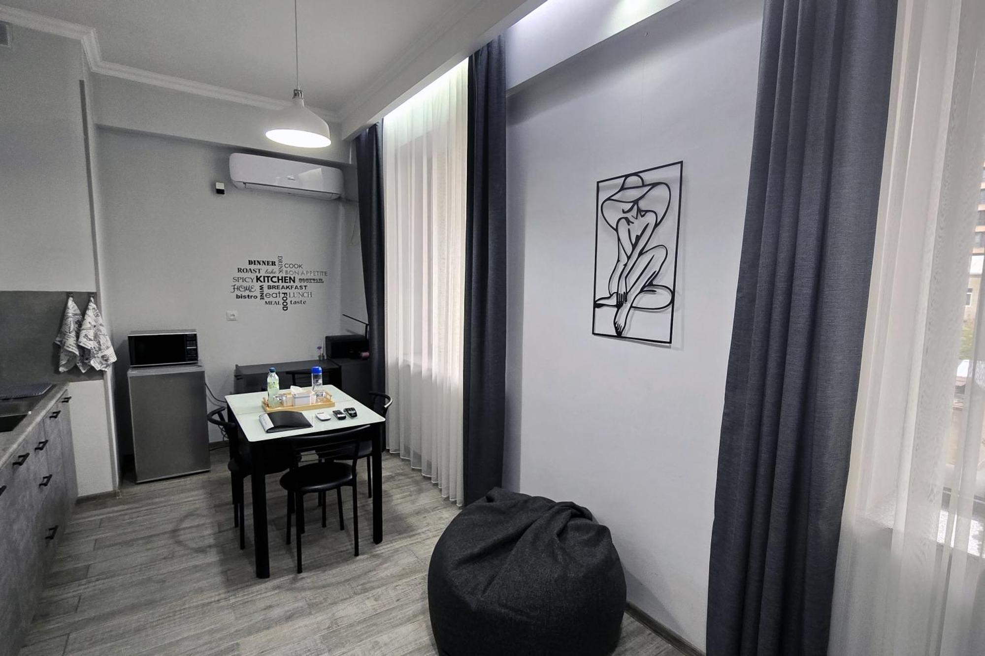 L&L. Apartment เยเรวาน ภายนอก รูปภาพ