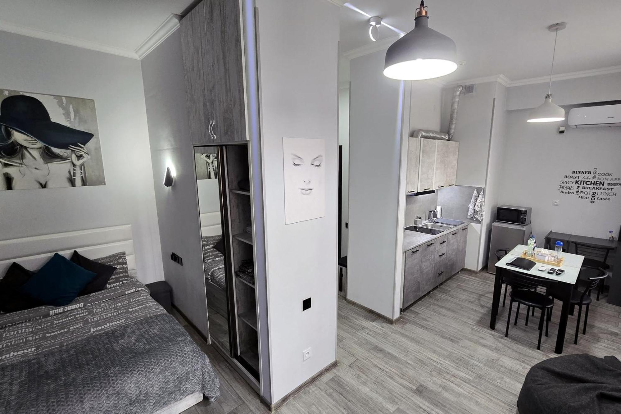 L&L. Apartment เยเรวาน ภายนอก รูปภาพ