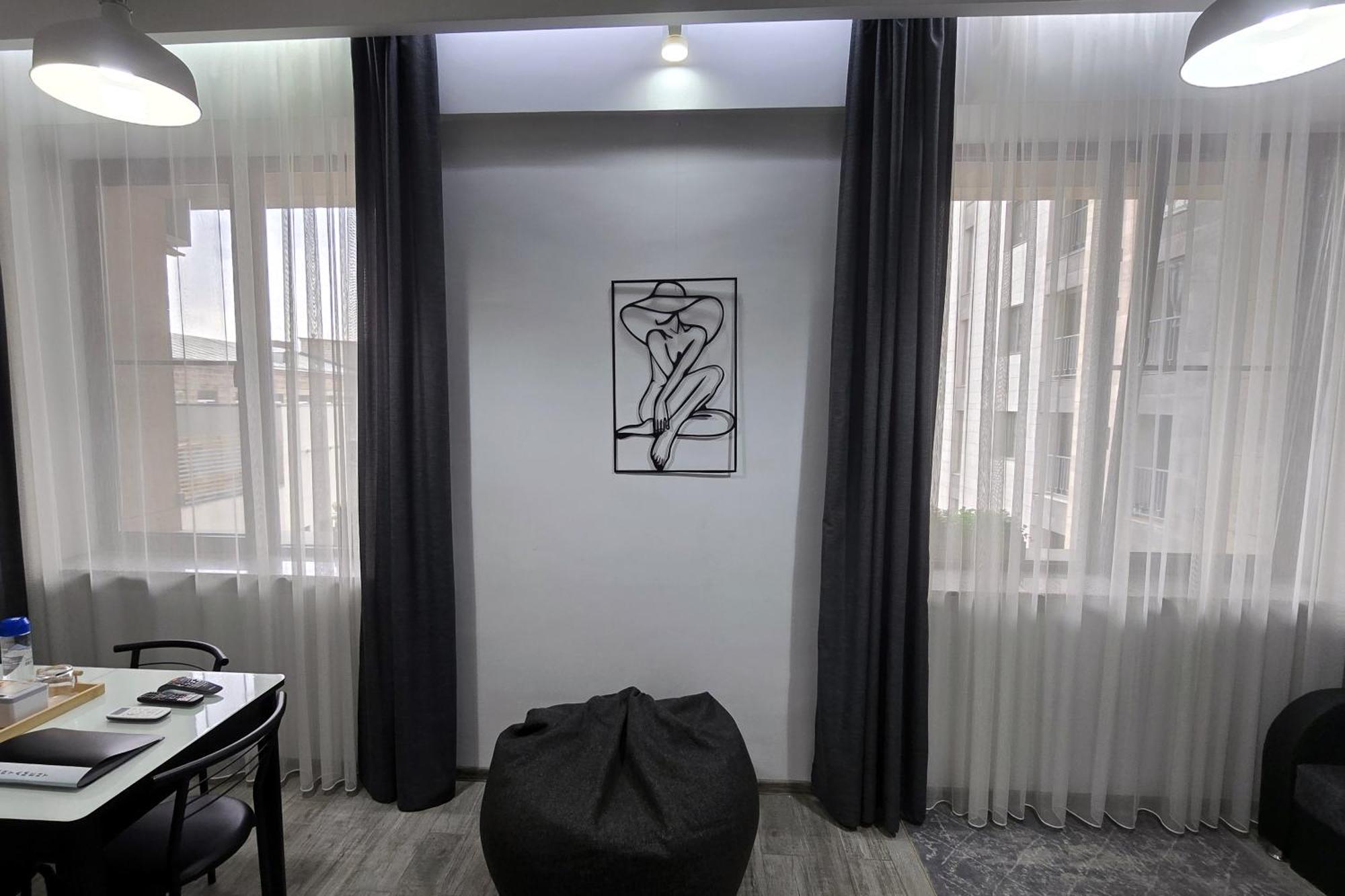 L&L. Apartment เยเรวาน ภายนอก รูปภาพ